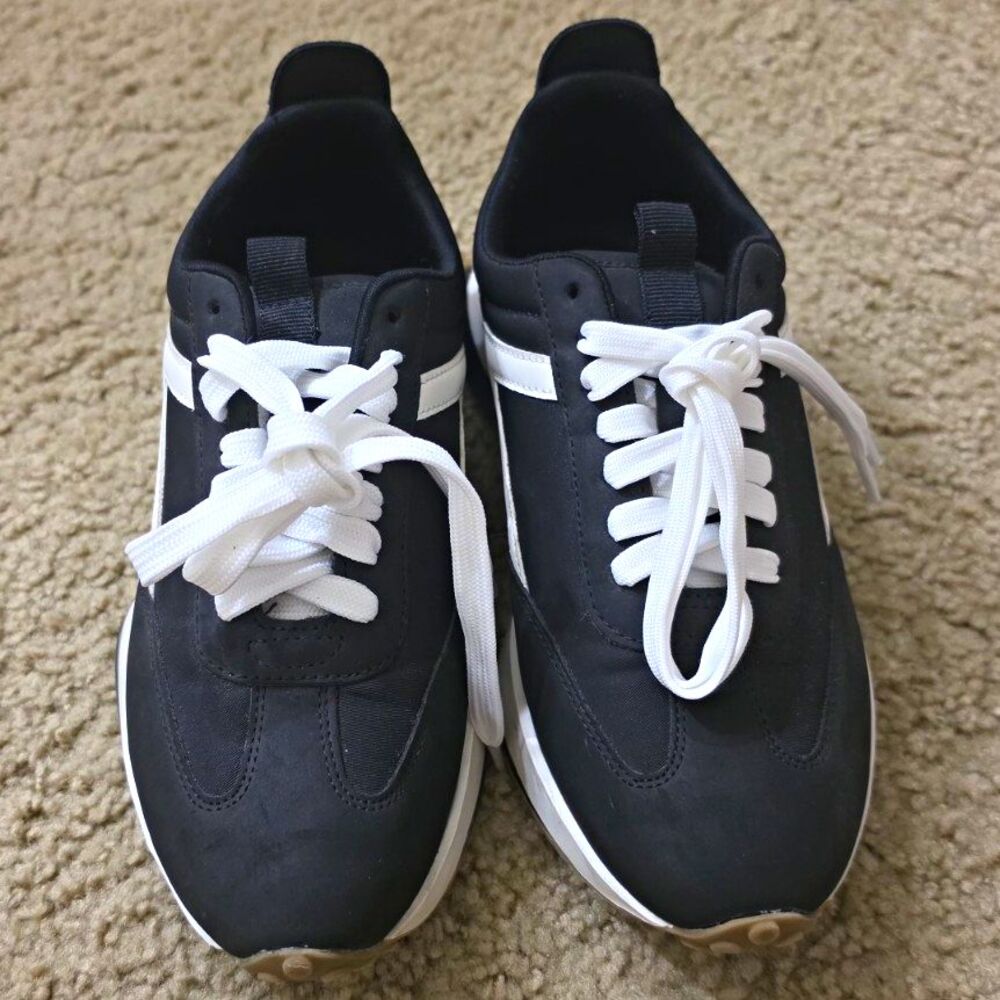 Steve Madden Black/White Colorblock Lace-Up Low Top Athletic Sneakers